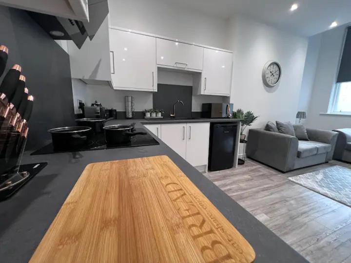 Monthly Stays Liverpool Extérieur photo