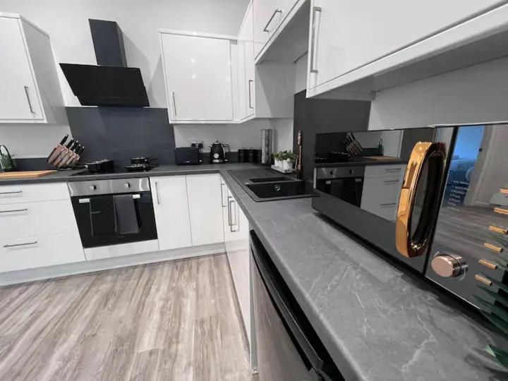 Monthly Stays Liverpool Extérieur photo